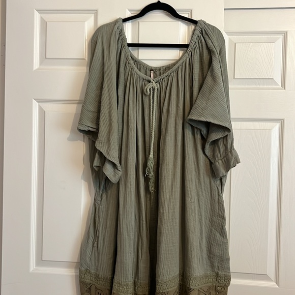 Free People Maxi Dress - Picture 2 of 4